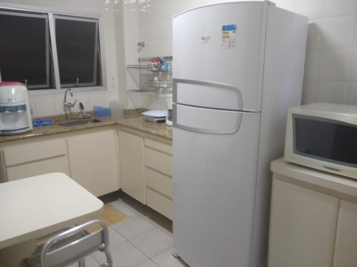 Com Varanda, 3 Dormitorios, - Enseada Apartamento *